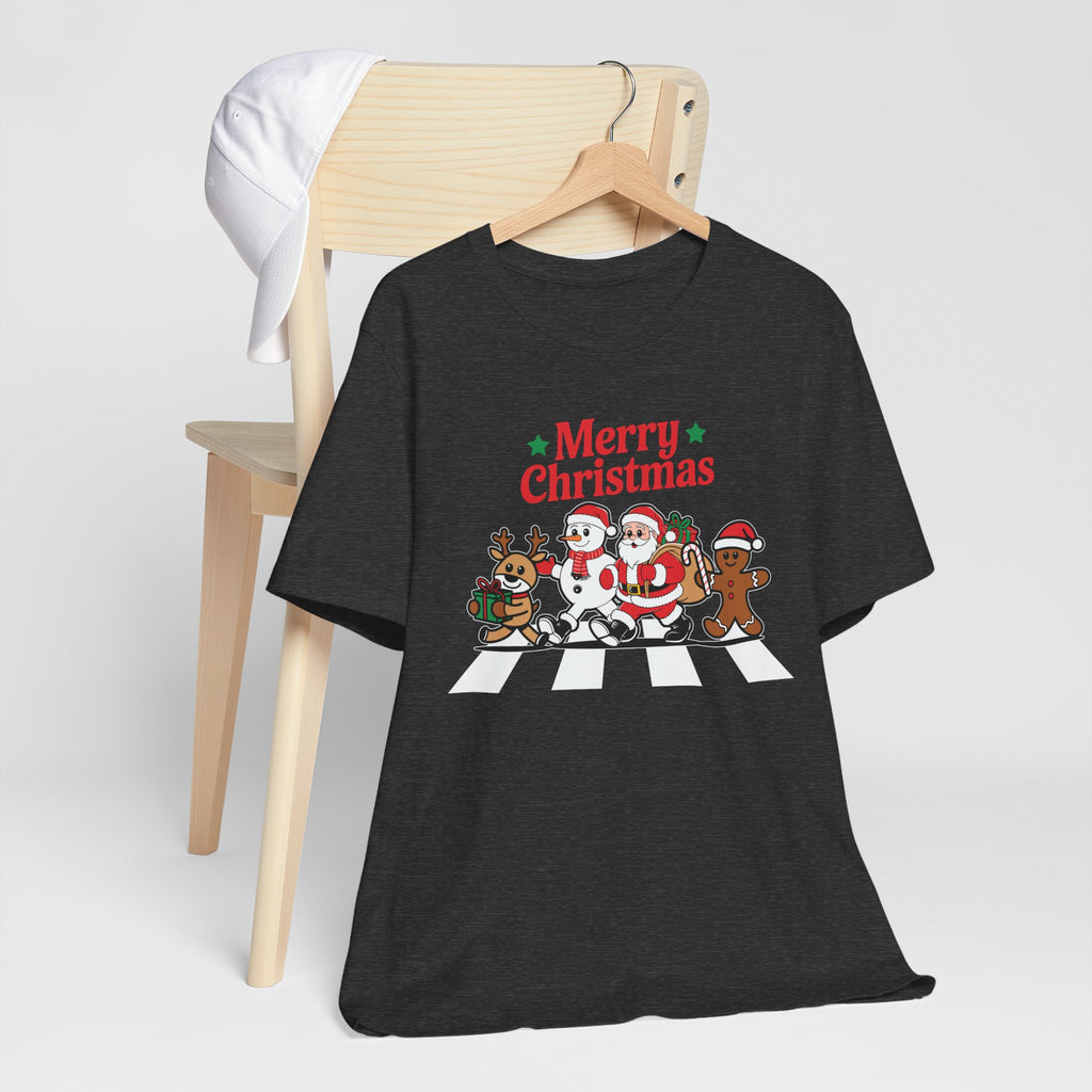 Merry Christmas Graphic Tee, Unisex Christmas T-shirt, Holiday Shirt, Festive Apparel, Gift for Him/Her, Winter Wear