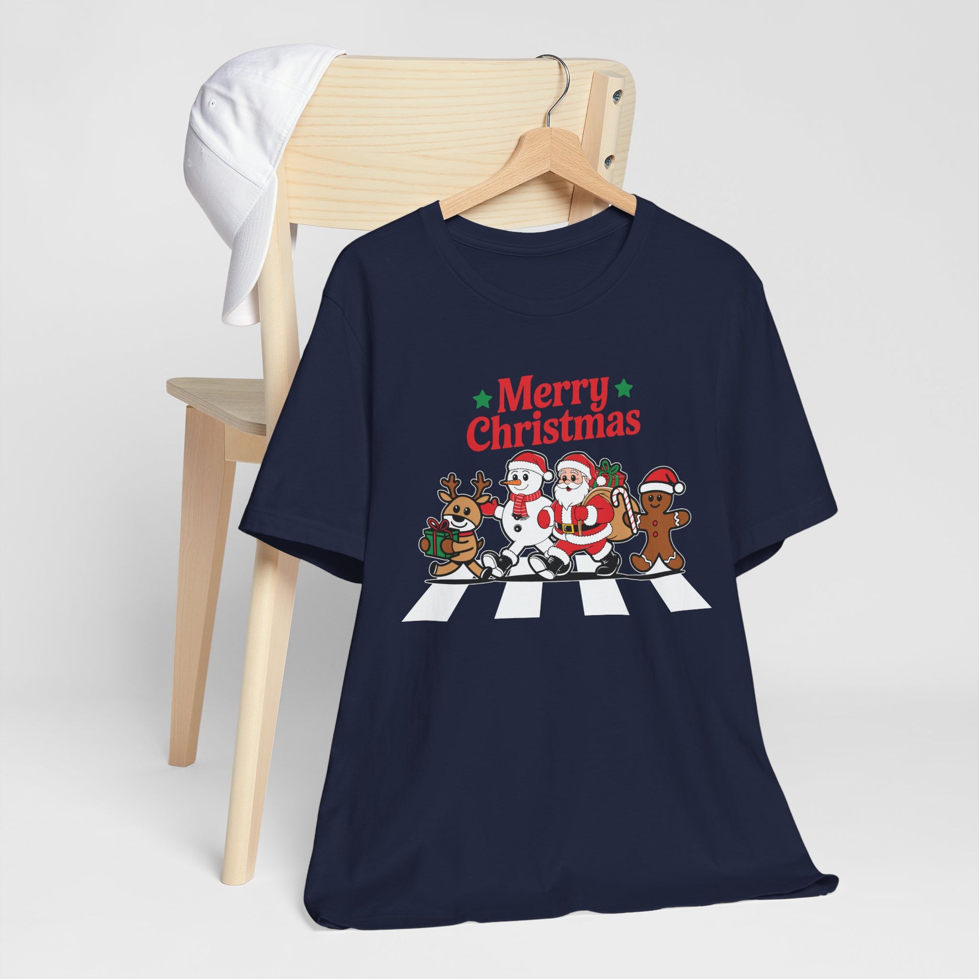 Merry Christmas Graphic Tee, Unisex Christmas T-shirt, Holiday Shirt, Festive Apparel, Gift for Him/Her, Winter Wear