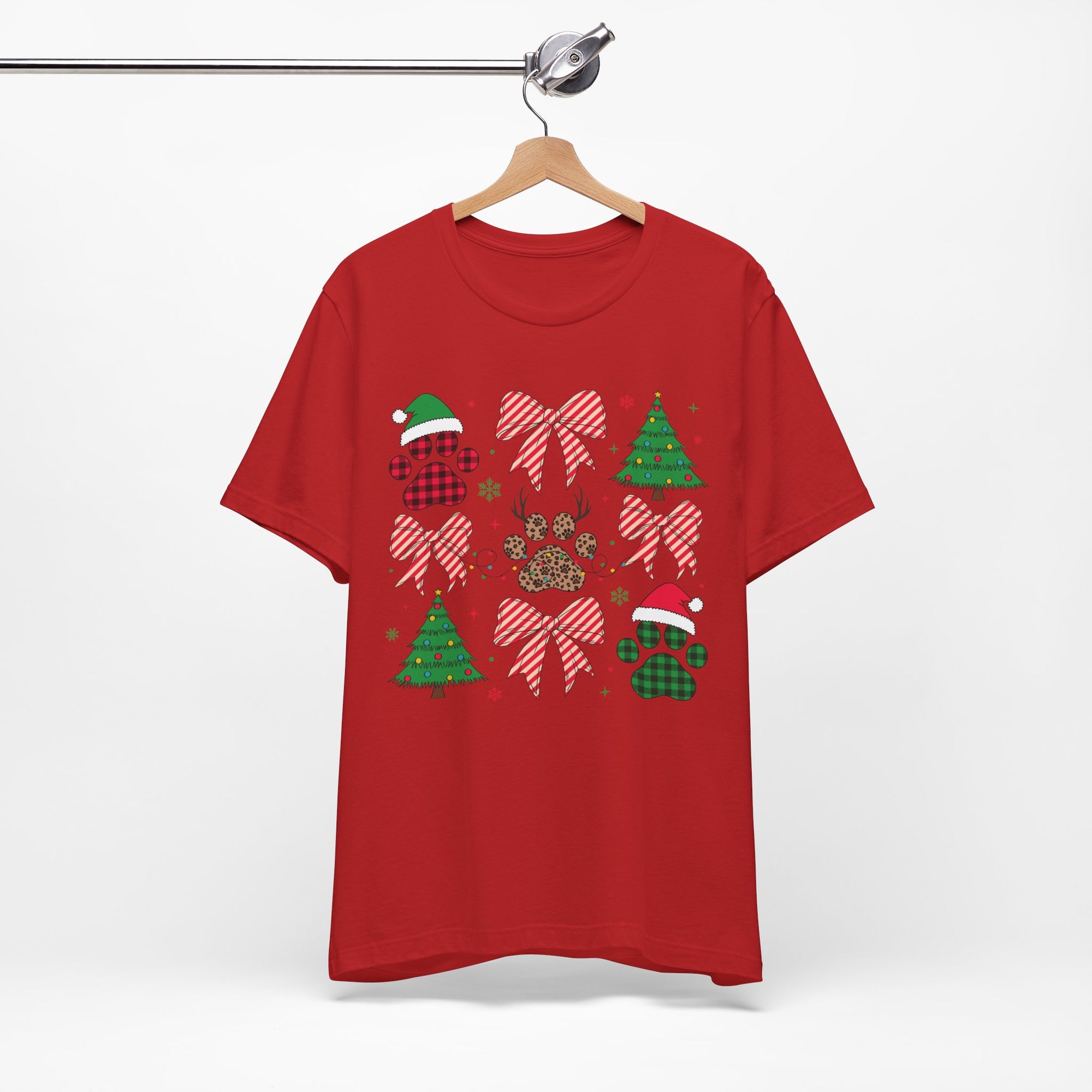 Festive Pet Lover Tee - Christmas Celebration Shirt, Holiday Gift for Dog Owners, Cute Winter Apparel, Paw Print T-Shirt, Unisex