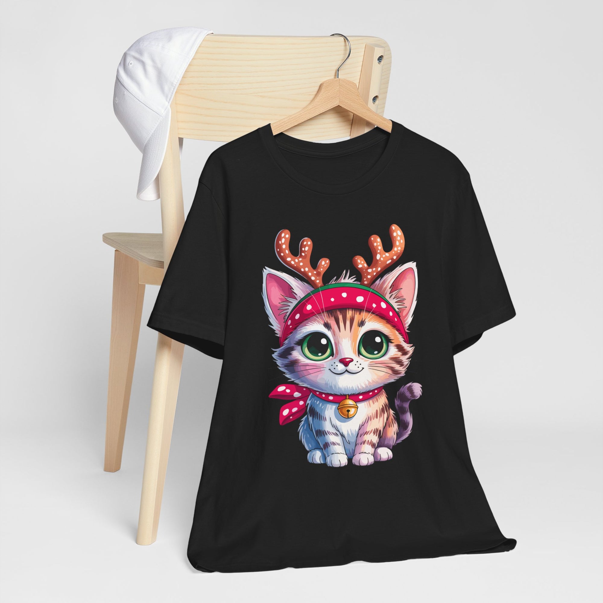 Cute Cat Holiday Tee Shirt, Unisex Cat Lover Gift, Christmas T-Shirt, Animal Graphic Tee, Fun Holiday Apparel