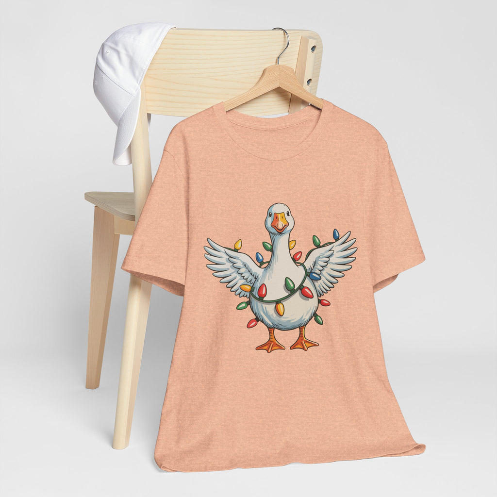 Festive Goose Holiday Graphic Tee – Cute Christmas Shirt