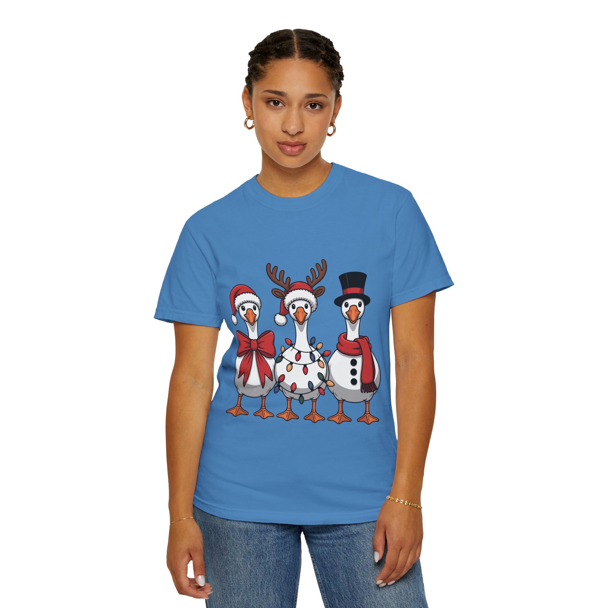 Festive Holiday Goose T-shirt, Fun Christmas Tee, Unisex T-shirt