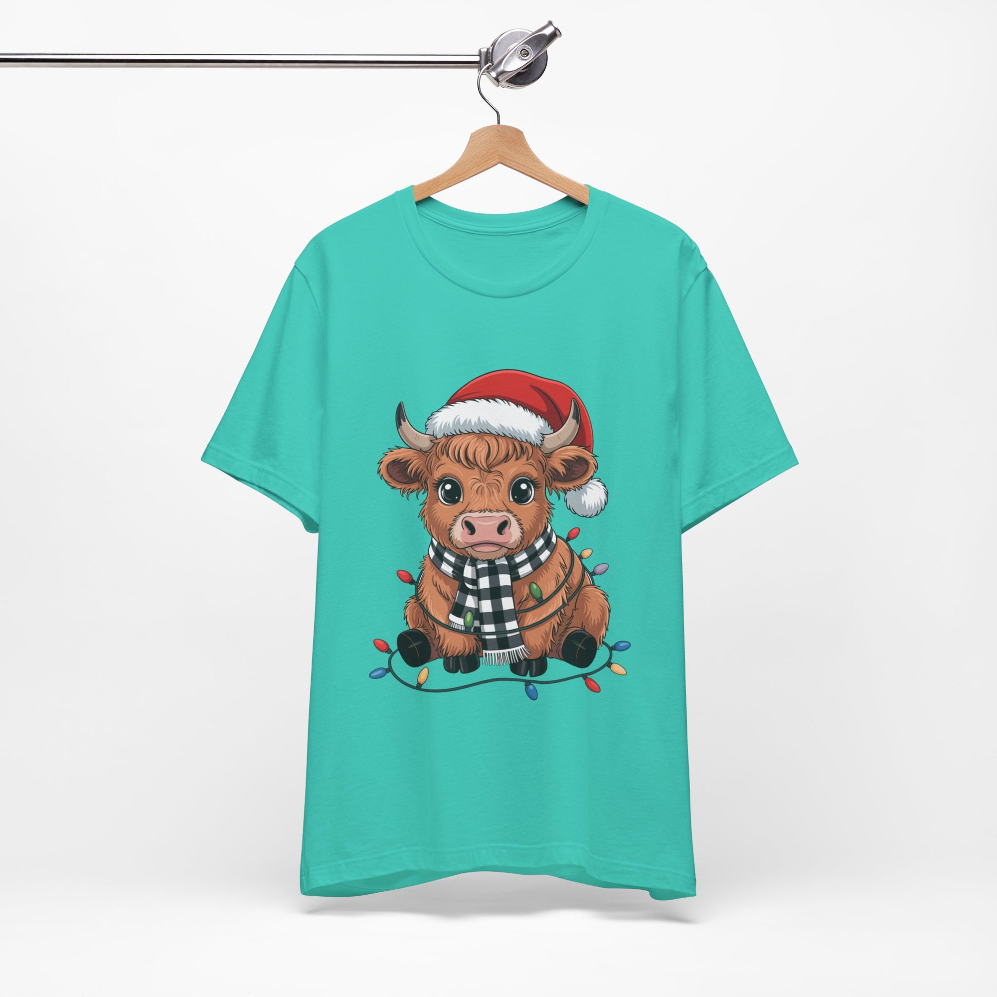 Festive Cow Christmas Tee, Unisex Holiday Shirt, Cute Animal T-Shirt