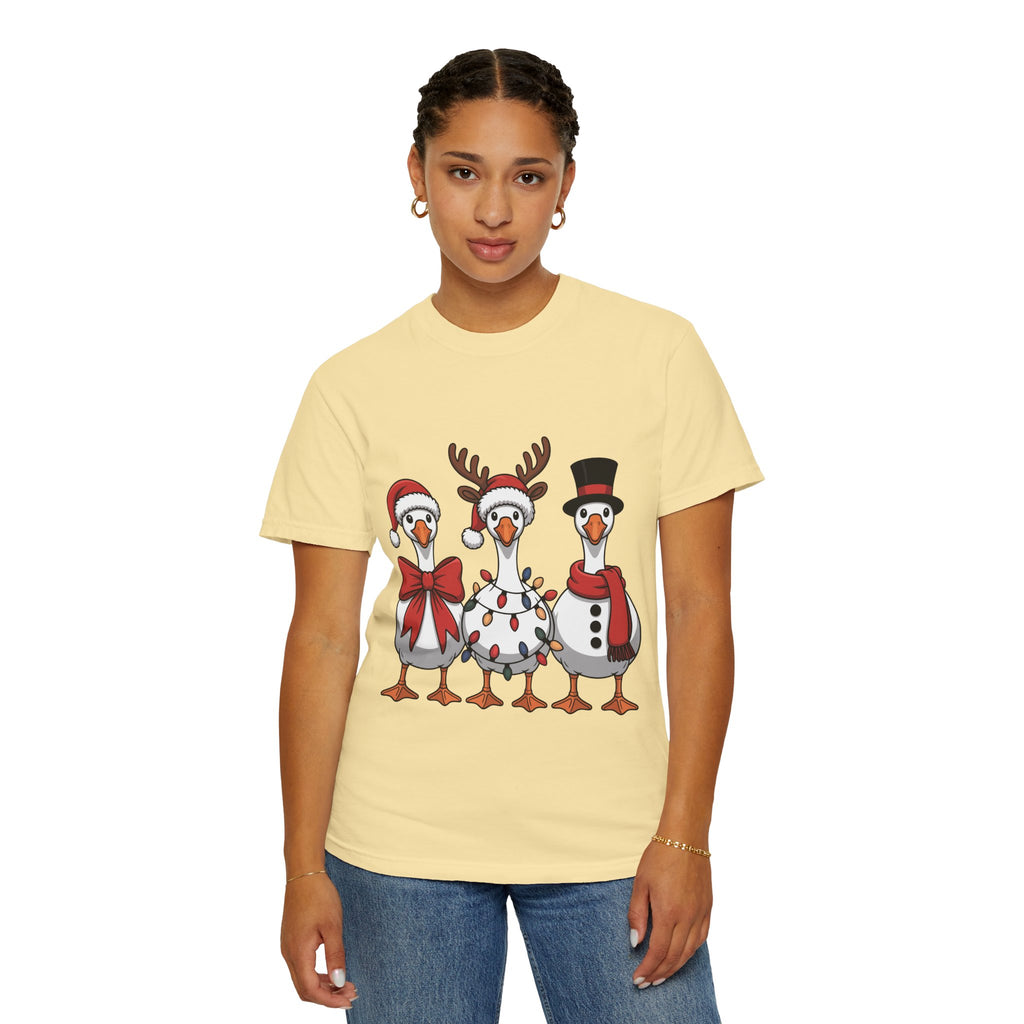 Festive Holiday Goose T-shirt, Fun Christmas Tee, Unisex T-shirt