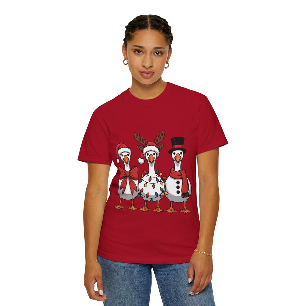 Festive Holiday Goose T-shirt, Fun Christmas Tee, Unisex T-shirt