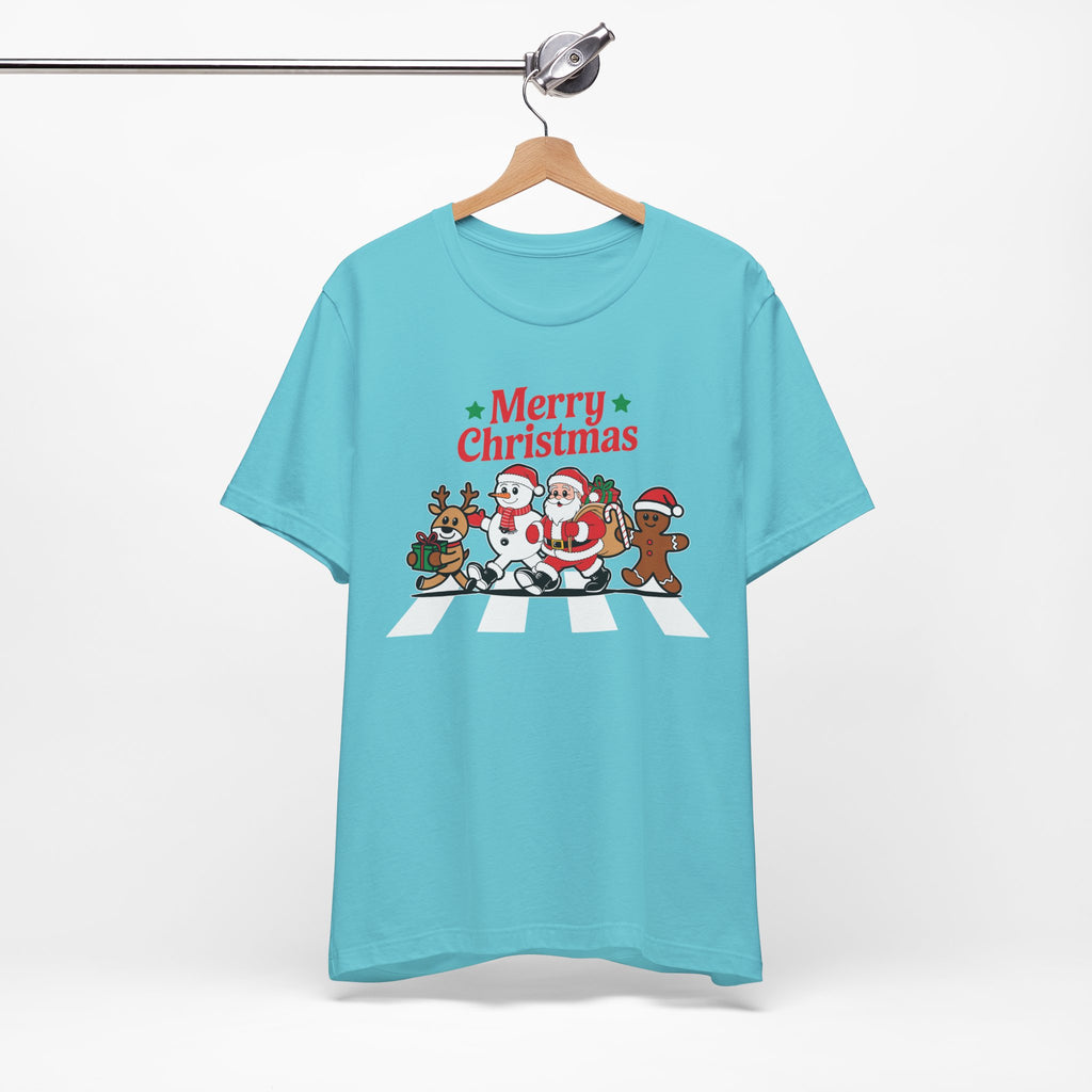Merry Christmas Graphic Tee, Unisex Christmas T-shirt, Holiday Shirt, Festive Apparel, Gift for Him/Her, Winter Wear
