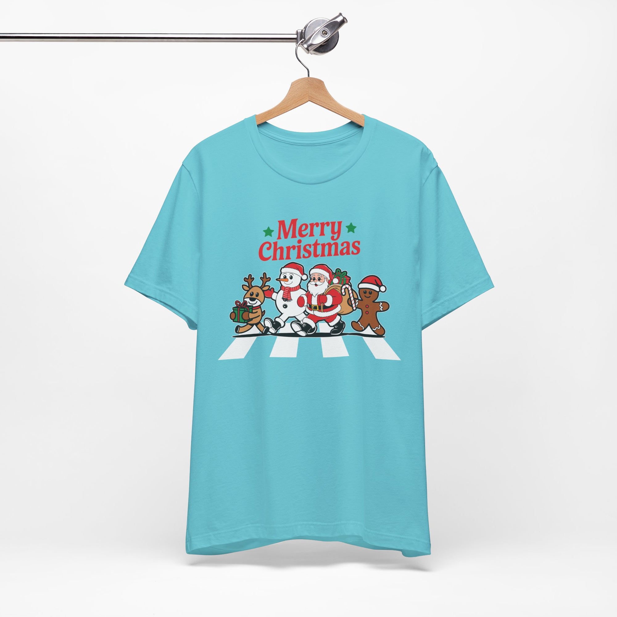 Merry Christmas Graphic Tee, Unisex Christmas T-shirt, Holiday Shirt, Festive Apparel, Gift for Him/Her, Winter Wear
