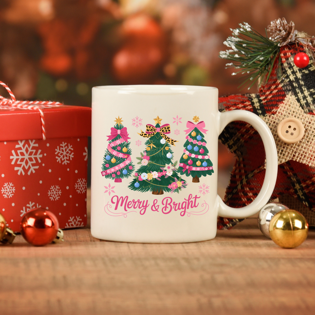Festive Christmas Mug, Holiday Gift, Merry & Bright Coffee Cup, Seasonal Home Decor, Perfect for Hot Beverages