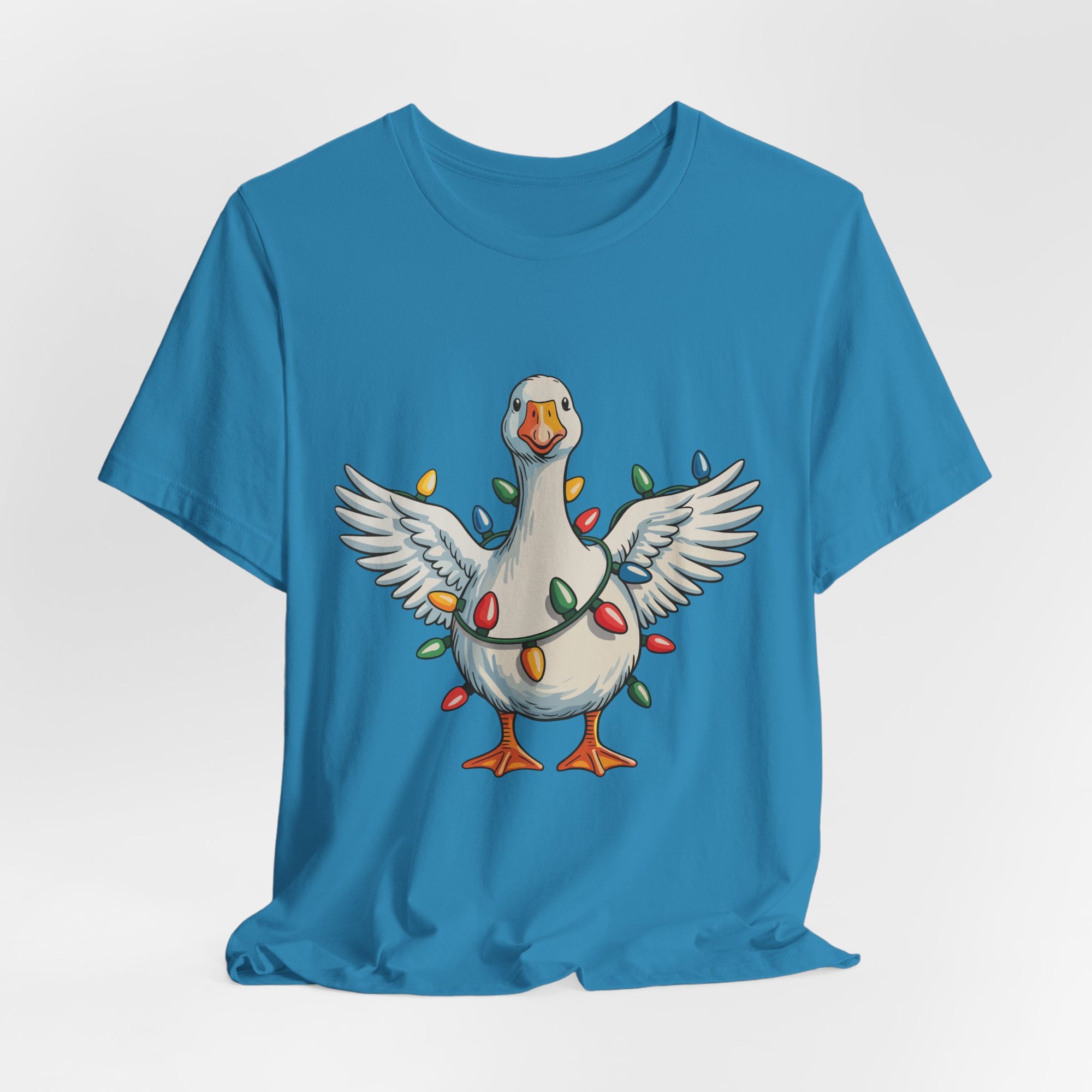 Festive Goose Holiday Graphic Tee – Cute Christmas Shirt