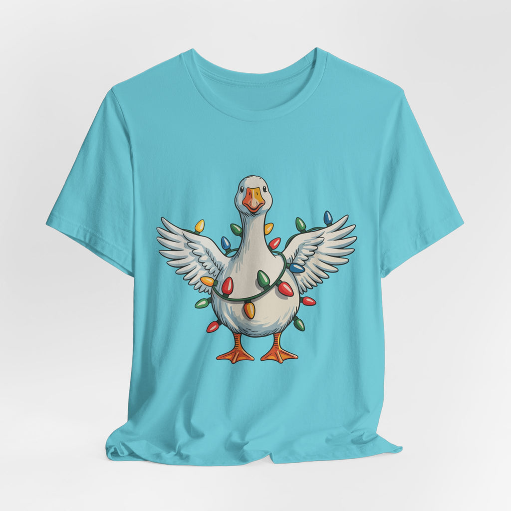 Festive Goose Holiday Graphic Tee – Cute Christmas Shirt