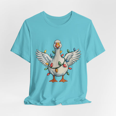 Festive Goose Holiday Graphic Tee – Cute Christmas Shirt