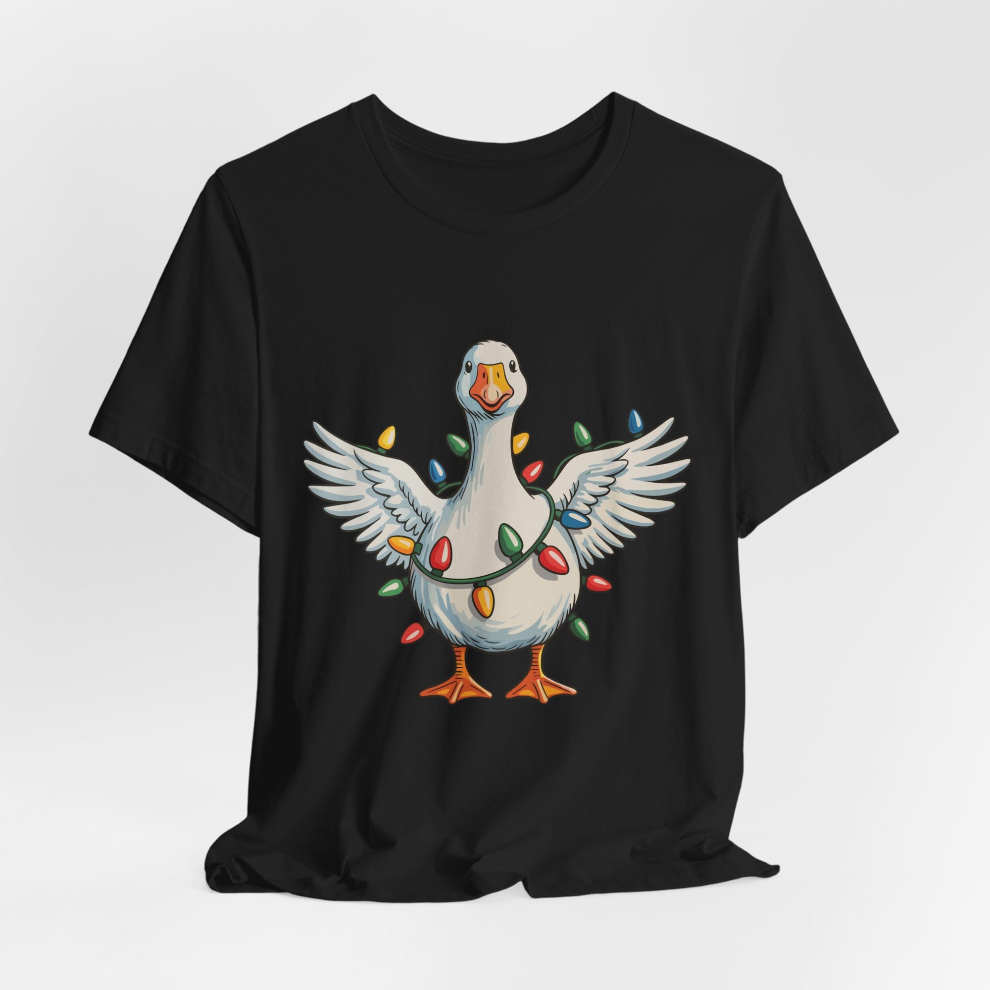 Festive Goose Holiday Graphic Tee – Cute Christmas Shirt