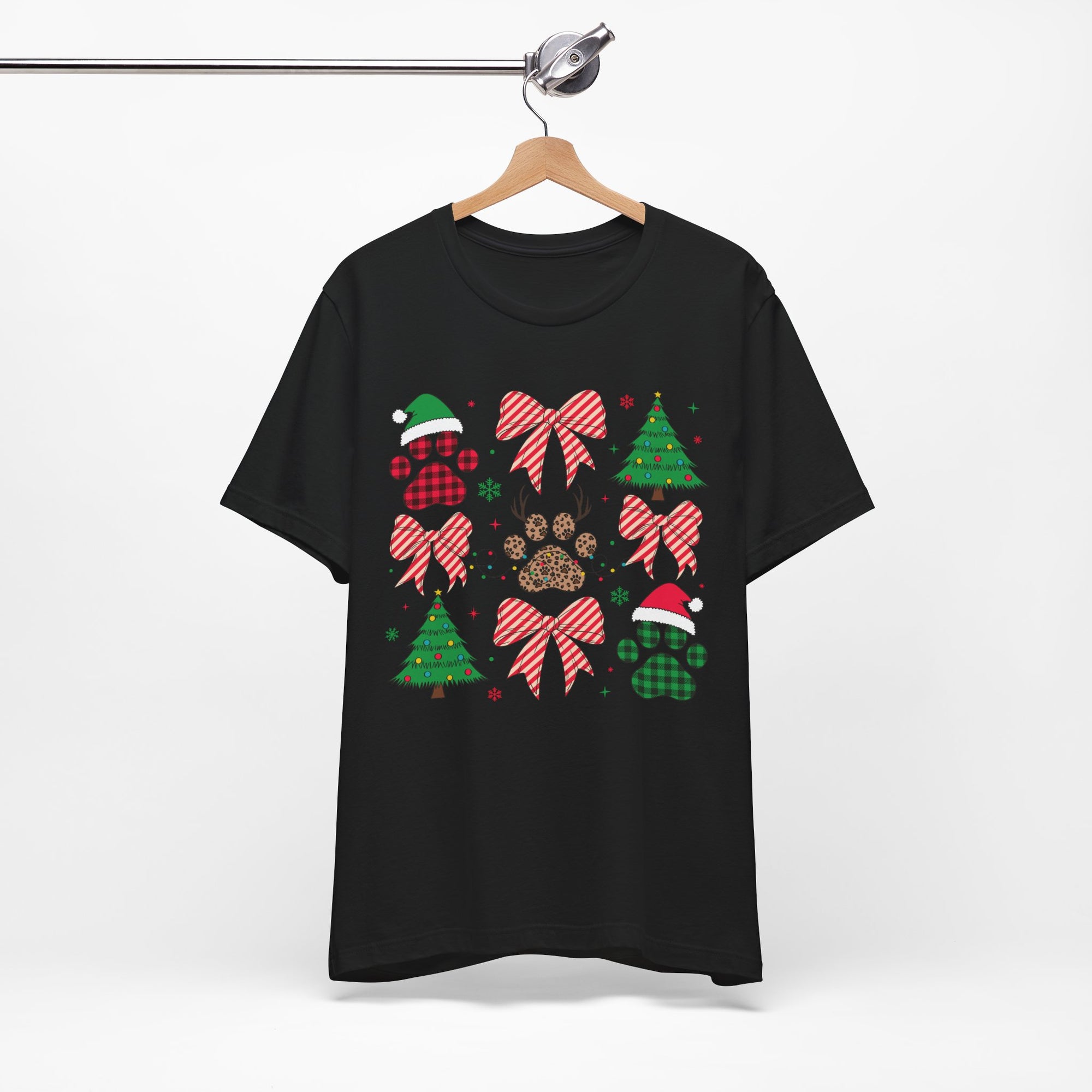Festive Pet Lover Tee - Christmas Celebration Shirt, Holiday Gift for Dog Owners, Cute Winter Apparel, Paw Print T-Shirt, Unisex