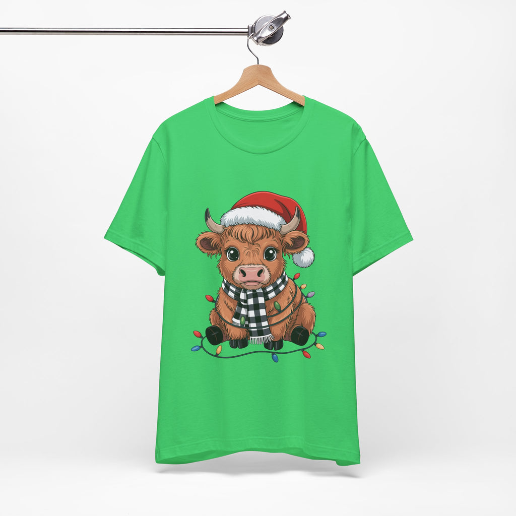Festive Cow Christmas Tee, Unisex Holiday Shirt, Cute Animal T-Shirt