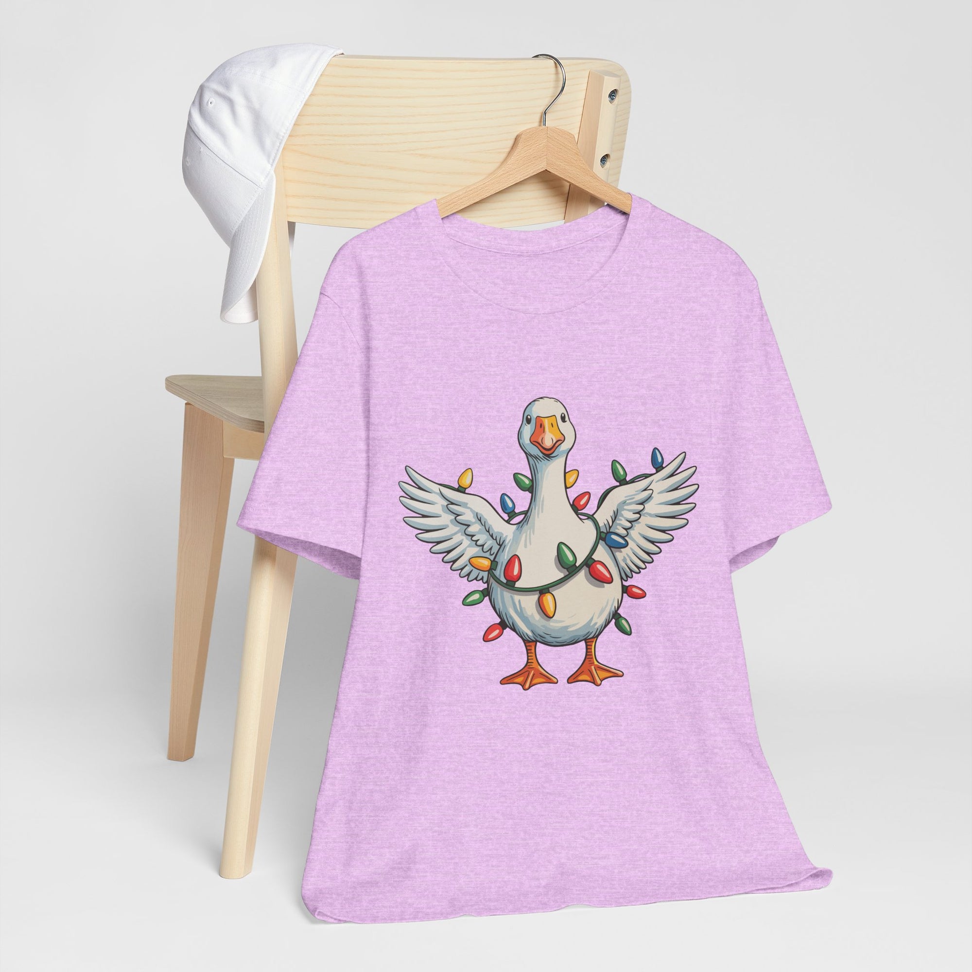 Festive Goose Holiday Graphic Tee – Cute Christmas Shirt